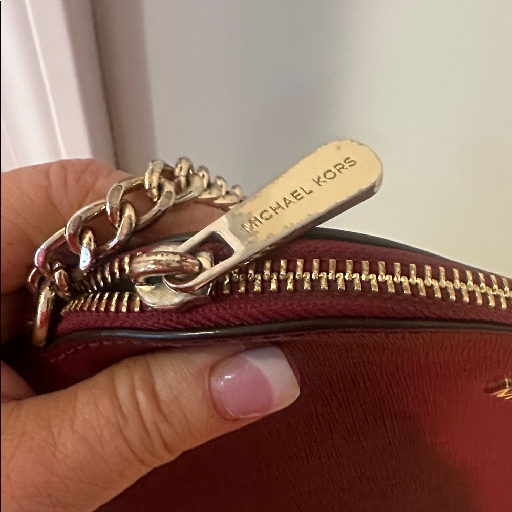 Michael Kors Cindy Dome Crossbody Bag in Saffiano Leather - Picture 8 of 8